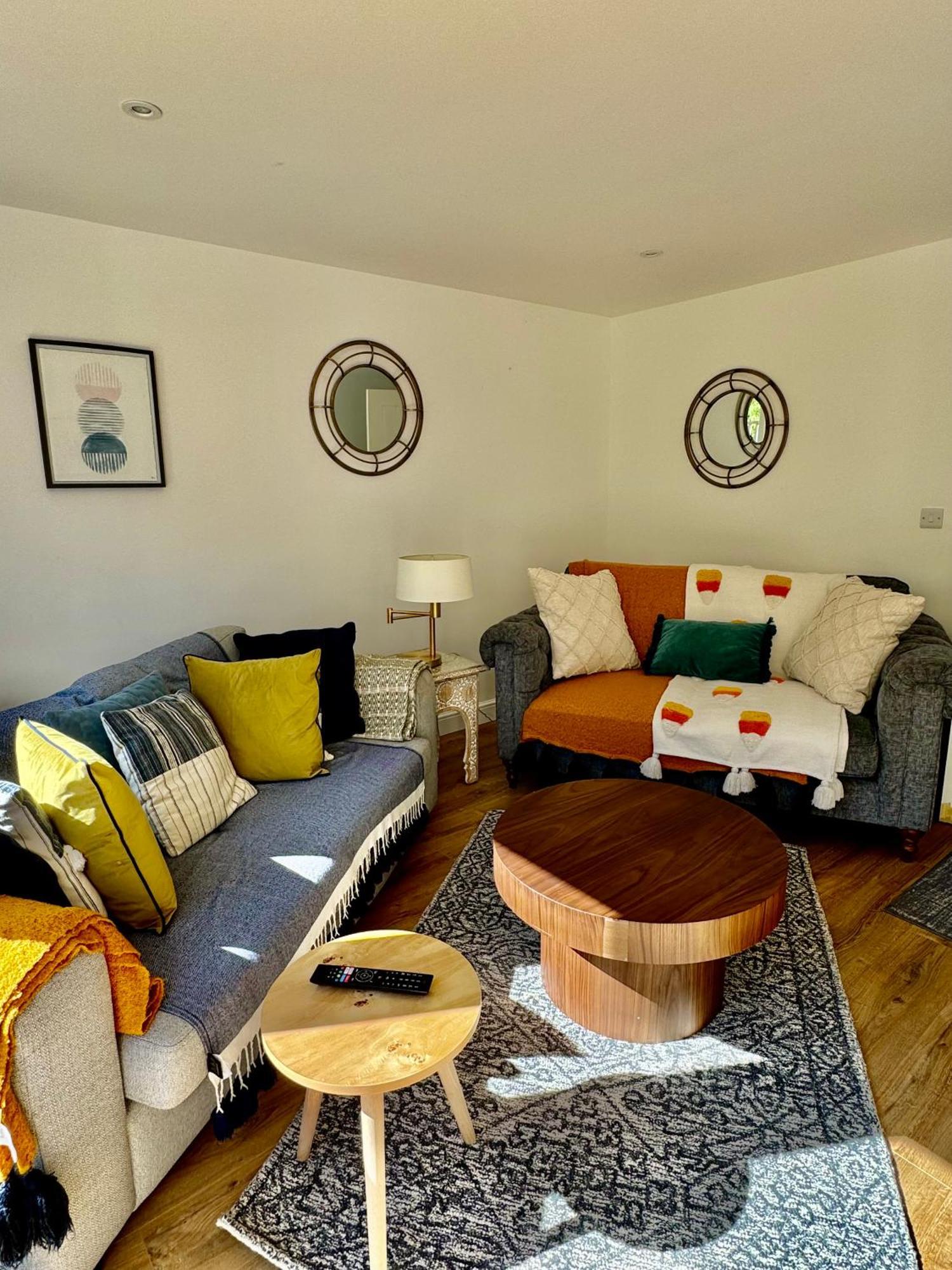 Family Home In Seaside Town Hastings Extérieur photo